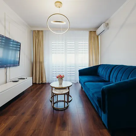 3 Bedrooms Premium Bella Blue For 8 Guests With Ac And Free Out Side Parking