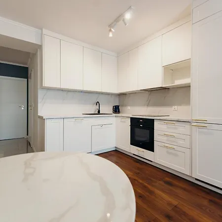 Lejlighed 3 Bedrooms Premium Bella Blue For 8 Guests With Ac And Free Out Side Parking *