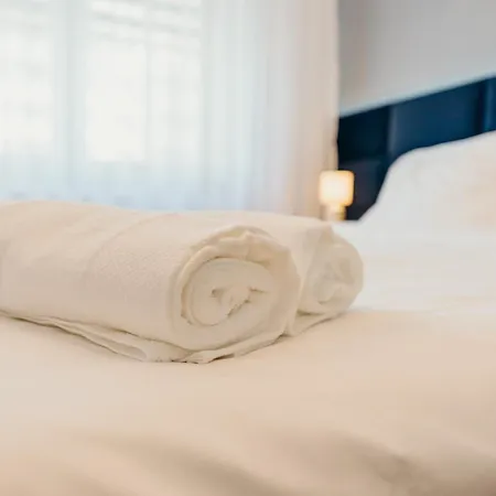 Apartmán 3 Bedrooms Premium Bella Blue For 8 Guests With Ac And Free Out Side Parking Rzeszów