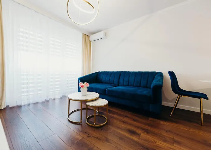 Lägenhet 3 Bedrooms Premium Bella Blue For 6 Guests With Ac And Free Out Side Parking Rzeszów