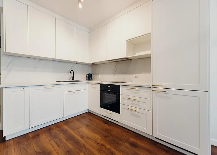 3 Bedrooms Premium Bella Blue For 6 Guests With Ac And Free Out Side Parking Lägenhet Rzeszów