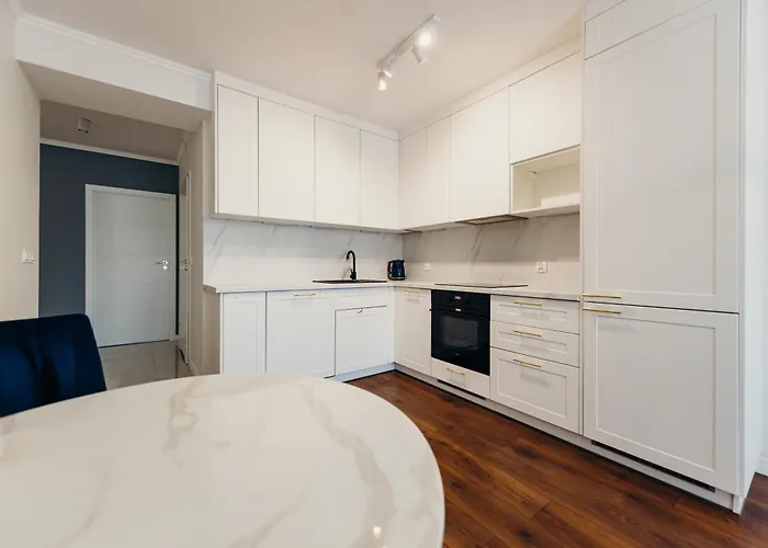 Lägenhet 3 Bedrooms Premium Bella Blue For 6 Guests With Ac And Free Out Side Parking *