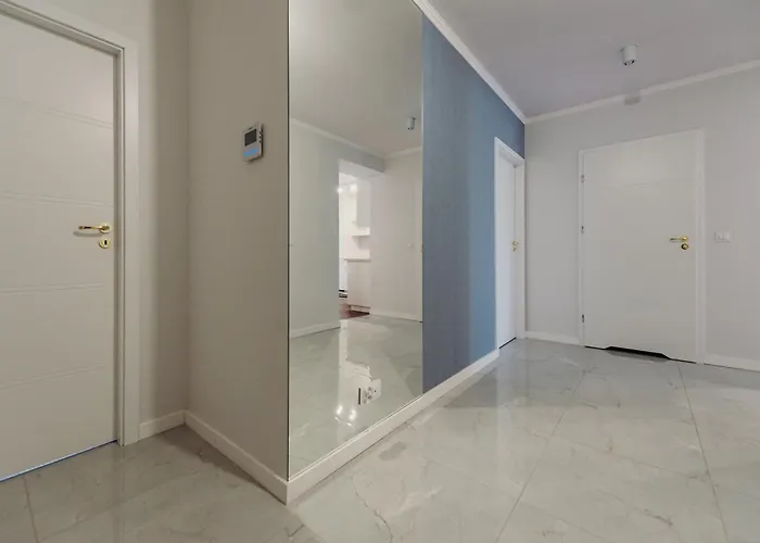 Lägenhet 3 Bedrooms Premium Bella Blue For 6 Guests With Ac And Free Out Side Parking Rzeszów